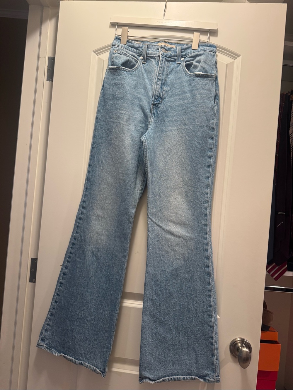 Light Blue Levi’s 60s High-Rise Flared Women’s Jeans